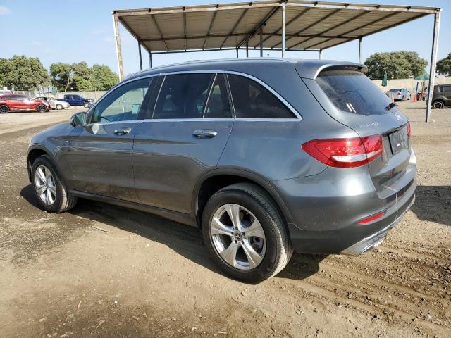 WDC0G4JB5HV012608 - 2017 MERCEDES-BENZ GLC 300 GRAY photo 2