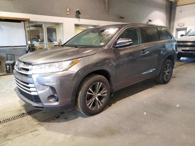 5TDBZRFH9JS847517 - 2018 TOYOTA HIGHLANDER LE GRAY photo 1