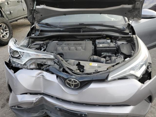 NMTKHMBX9JR032168 - 2018 TOYOTA C-HR XLE SILVER photo 11