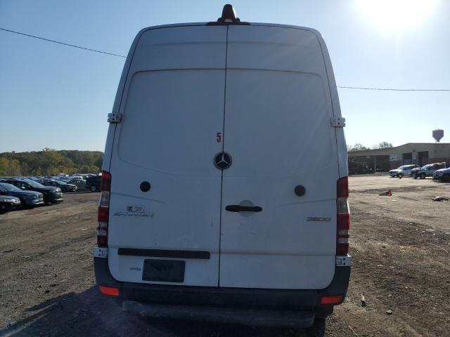 WD3PE7CD3HP539779 - 2017 MERCEDES-BENZ SPRINTER 2500 WHITE photo 6