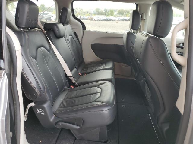 2C4RC1BG7HR820463 - 2017 CHRYSLER PACIFICA TOURING L SILVER photo 11