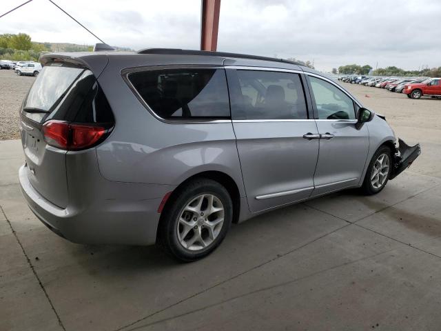 2C4RC1BG7HR820463 - 2017 CHRYSLER PACIFICA TOURING L SILVER photo 3