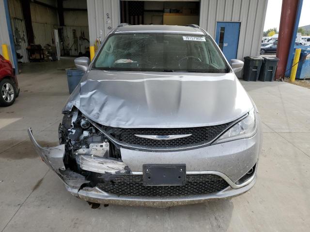 2C4RC1BG7HR820463 - 2017 CHRYSLER PACIFICA TOURING L SILVER photo 5