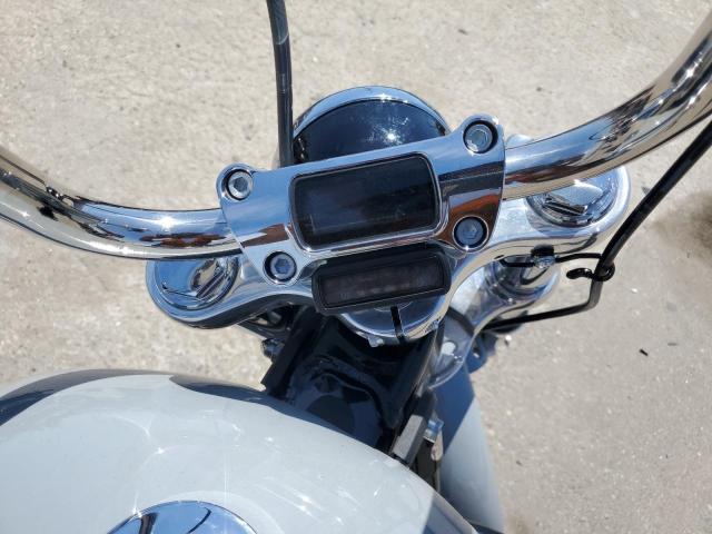 1HD1BVJ22RB019175 - 2024 HARLEY-DAVIDSON FXST SILVER photo 7