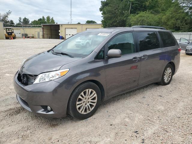 2015 TOYOTA SIENNA XLE, 