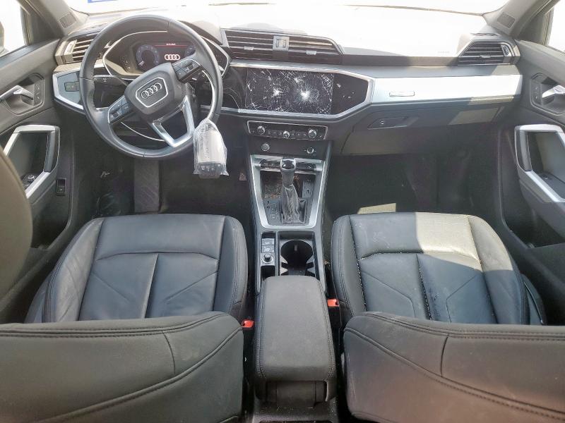 WA1AECF31K1086970 - 2019 AUDI Q3 PREMIUM შავი ფოტო 8