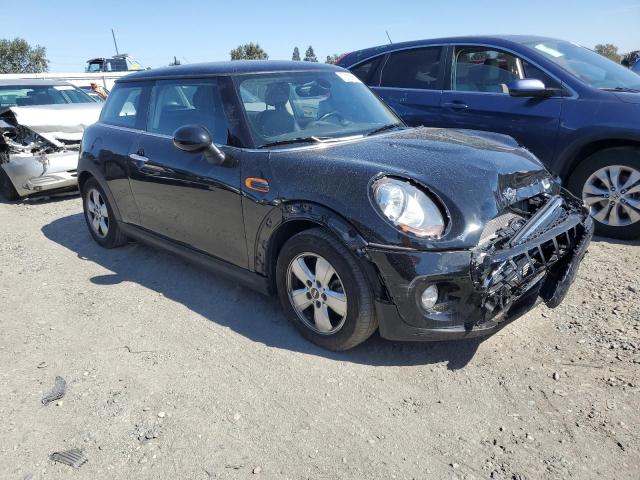 WMWXP5C59G2D14484 - 2016 MINI COOPER BLACK photo 4