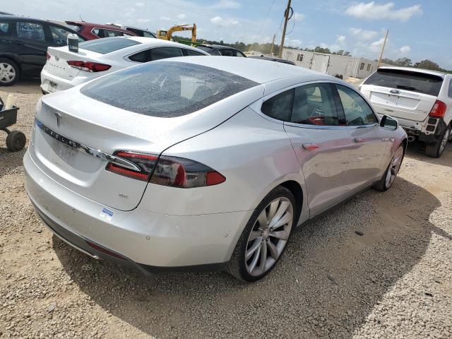 5YJSA1H1XEFP61412 - 2014 TESLA MODEL S Արծաթագույն լուսանկար 3