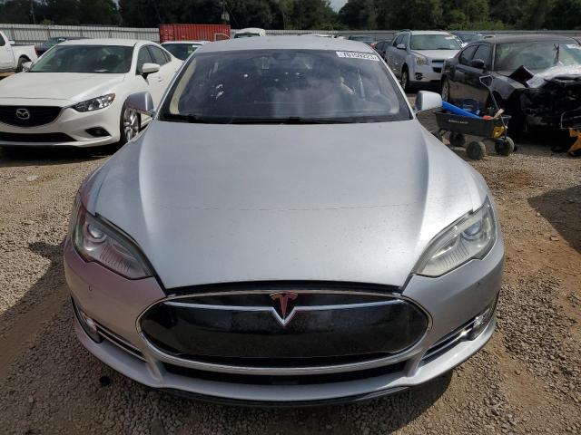 5YJSA1H1XEFP61412 - 2014 TESLA MODEL S Արծաթագույն լուսանկար 5