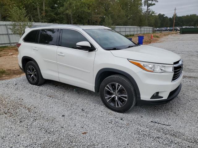 5TDKKRFH6GS161786 - 2016 TOYOTA HIGHLANDER XLE WHITE photo 4