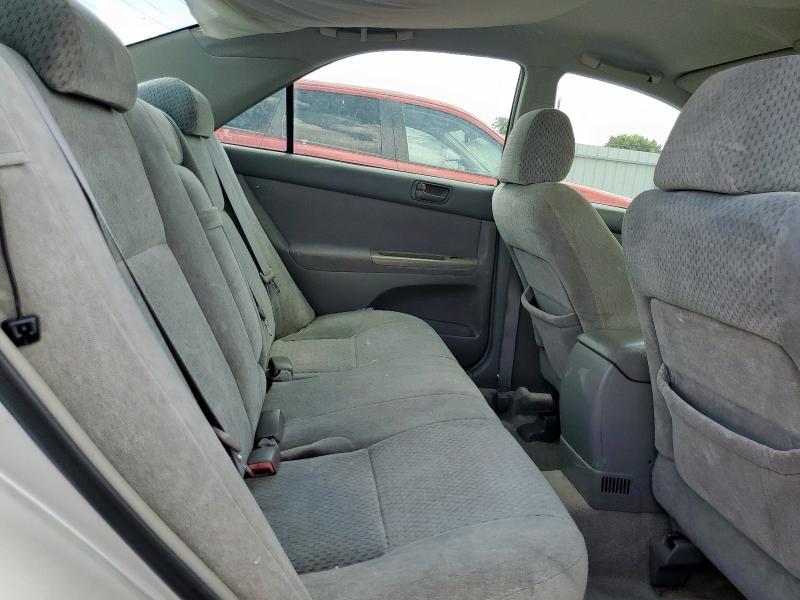 4T1BE32KX4U373633 - 2004 TOYOTA CAMRY LE SILVER photo 10