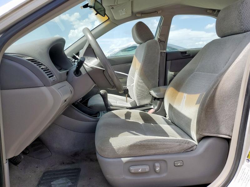 4T1BE32KX4U373633 - 2004 TOYOTA CAMRY LE SILVER photo 7