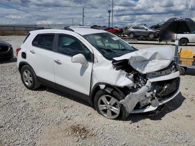 KL7CJLSB7JB581655 - 2018 CHEVROLET TRAX 1LT თეთრი ფოტო 4