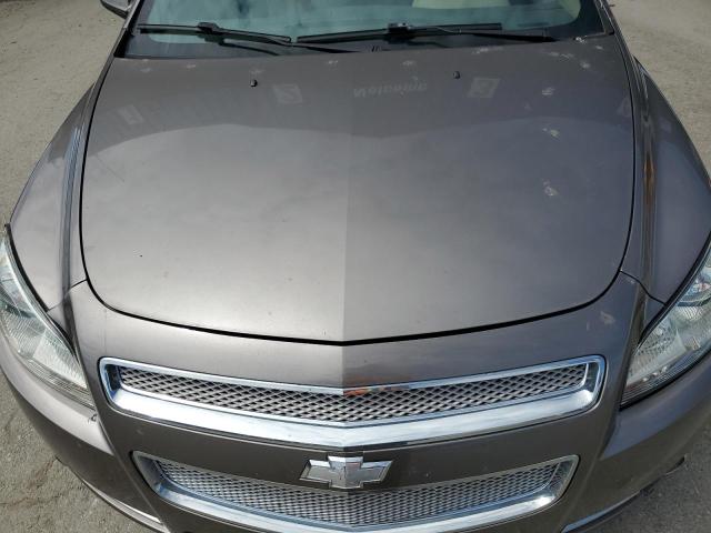 1G1ZE5E15BF178714 - 2011 CHEVROLET MALIBU LTZ ნაცრისფერი ფოტო 11