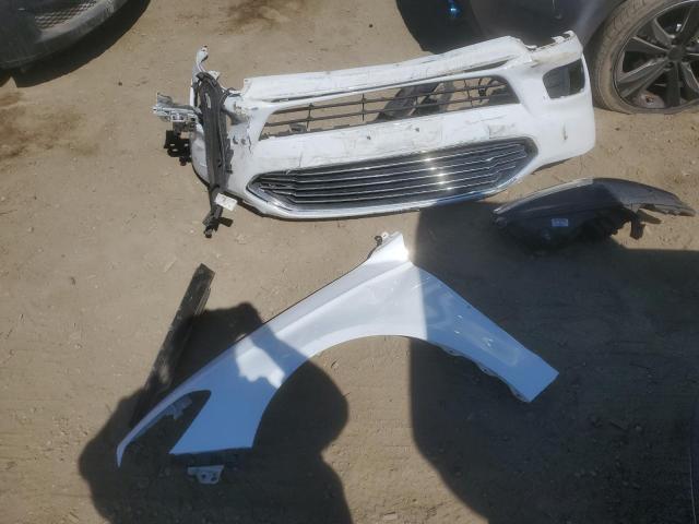 3FA6P0HD0GR240369 - 2016 FORD FUSION SE WHITE photo 12