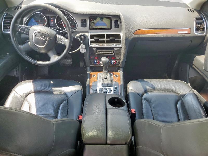 WA1LMAFE0BD007840 - 2011 AUDI Q7 PREMIUM PLUS Beyaz fotoğraf 8