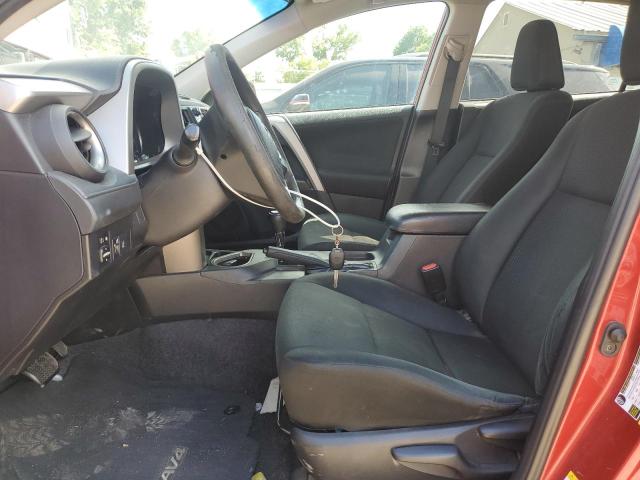 2T3ZFREV6HW318517 - 2017 TOYOTA RAV4 LE 红色 照片 7