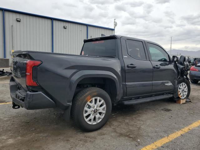 3TMLB5JN0RM071045 - 2024 TOYOTA TACOMA DOUBLE CAB 灰色 照片 3