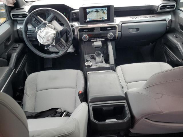 3TMLB5JN0RM071045 - 2024 TOYOTA TACOMA DOUBLE CAB 灰色 照片 8