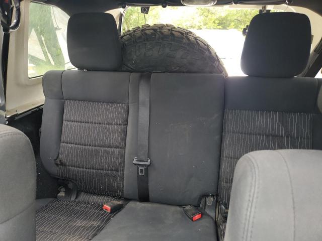 1C4BJWDG7CL182721 - 2012 JEEP WRANGLER U SPORT Plata foto 10