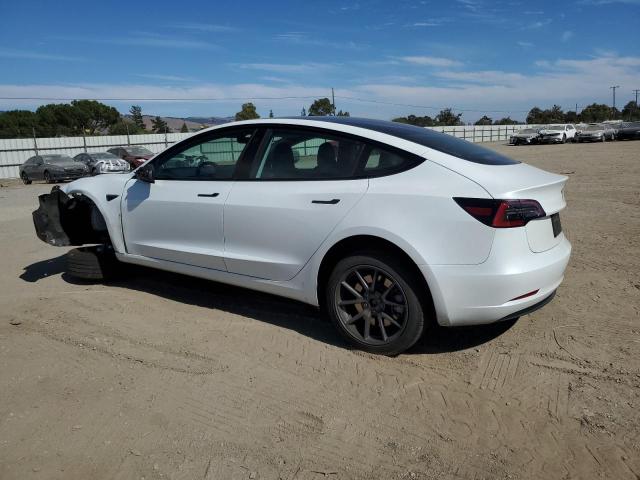 5YJ3E1EA7PF715567 - 2023 TESLA MODEL 3 WHITE photo 2