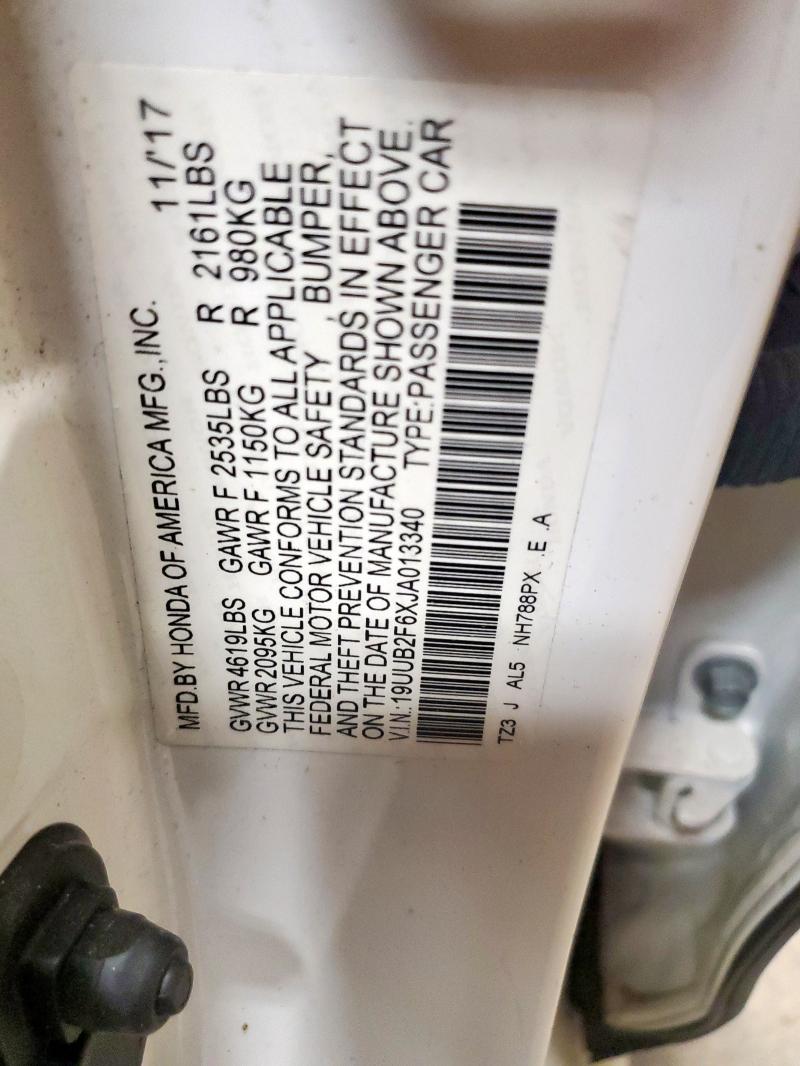 19UUB2F6XJA013340 - 2018 ACURA TLX TECH+A Белый фото 12