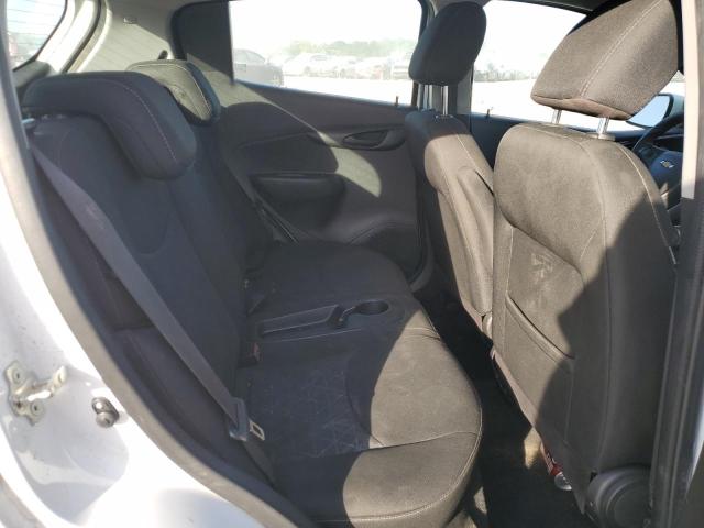 KL8CD6SA2MC742052 - 2021 CHEVROLET SPARK 1LT WHITE photo 11