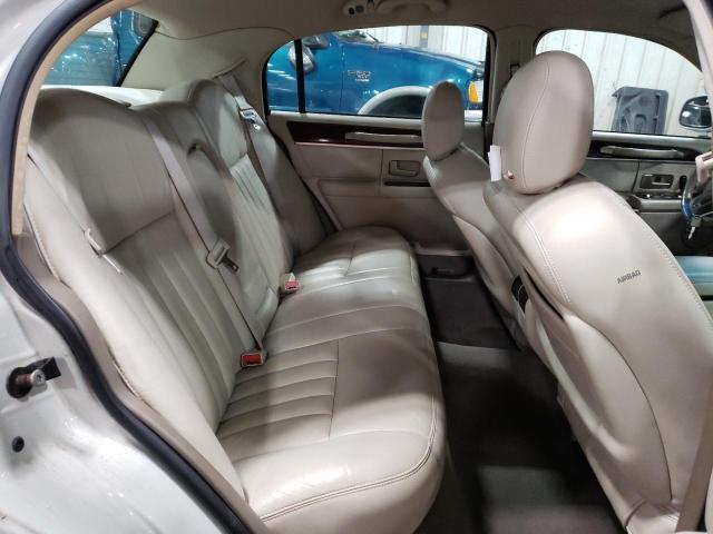 1LNHM81W14Y688716 - 2004 LINCOLN TOWN CAR EXECUTIVE GOLD photo 10