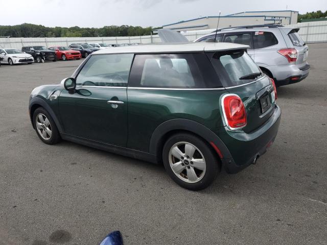 WMWXP5C58J2G61795 - 2018 MINI COOPER Yaşıl foto 2