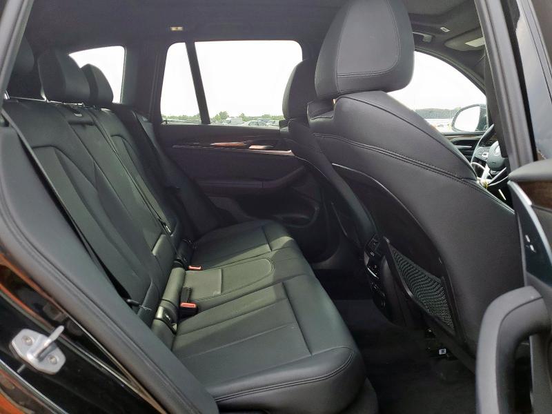 5UXTR9C55KLP76736 - 2019 BMW X3 XDRIVE30I BLACK photo 10