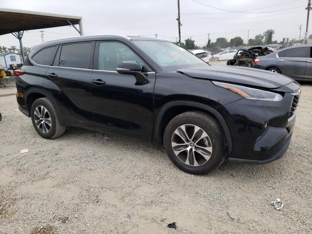 5TDGZRAH8MS531964 - 2021 TOYOTA HIGHLANDER XLE BLACK photo 4
