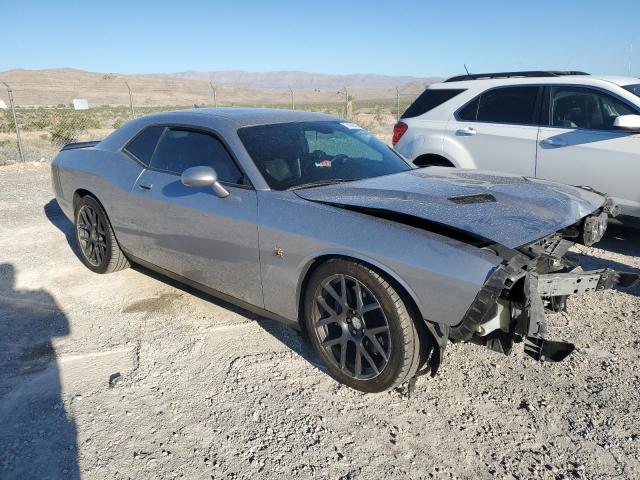 2C3CDZFJ7GH231817 - 2016 DODGE CHALLENGER R/T SCAT PACK GRAY photo 4