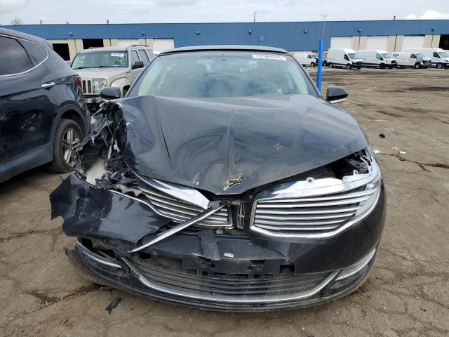 3LN6L2LU8FR625780 - 2015 LINCOLN MKZ HYBRID BLACK photo 5