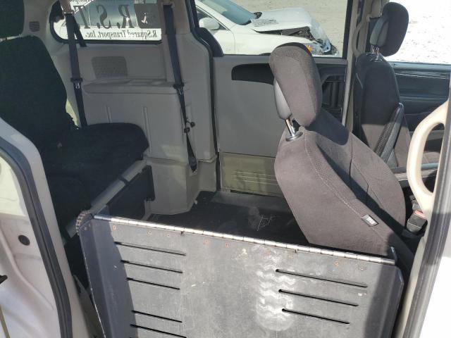 2A4RR5DG8BR615562 - 2011 CHRYSLER TOWN & COU TOURING Weiß Foto 11