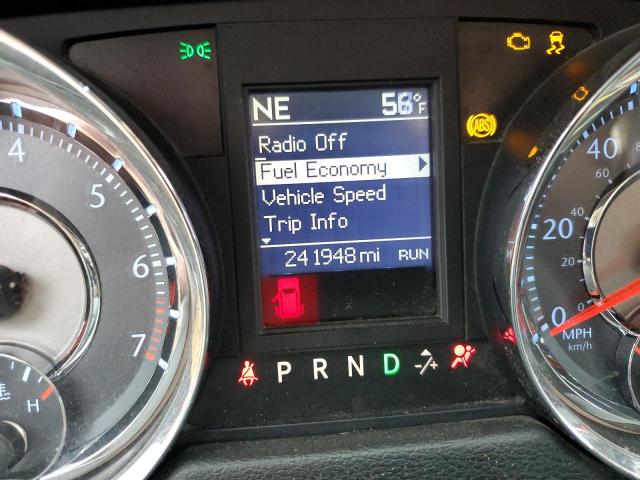 2A4RR5DG8BR615562 - 2011 CHRYSLER TOWN & COU TOURING Weiß Foto 9