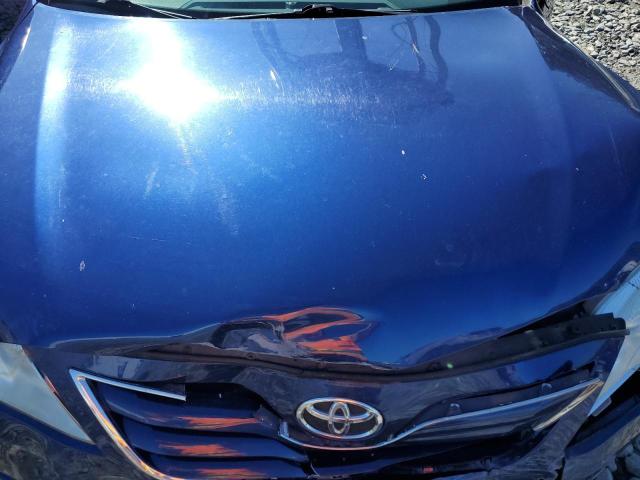 4T1BF3EK3BU652590 - 2011 TOYOTA CAMRY BASE BLUE photo 11