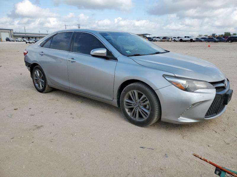 4T1BF1FK5HU727155 - 2017 TOYOTA CAMRY LE SILVER photo 4