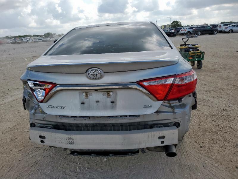 4T1BF1FK5HU727155 - 2017 TOYOTA CAMRY LE SILVER photo 6