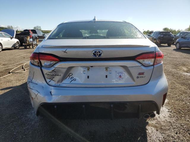 JTDBDMHE4SJ013786 - 2025 TOYOTA COROLLA LE SILVER photo 6