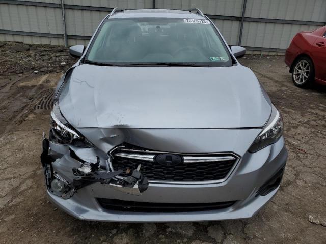 4S3GTAD64J3710805 - 2018 SUBARU IMPREZA PREMIUM PLUS SILVER photo 5