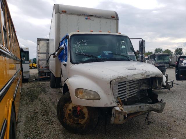 2005 FREIGHTLINER M2 106 MEDIUM DUTY, 