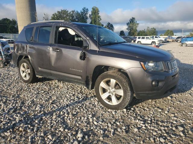 1C4NJDBB8HD127866 - 2017 JEEP COMPASS SPORT GRAY photo 4