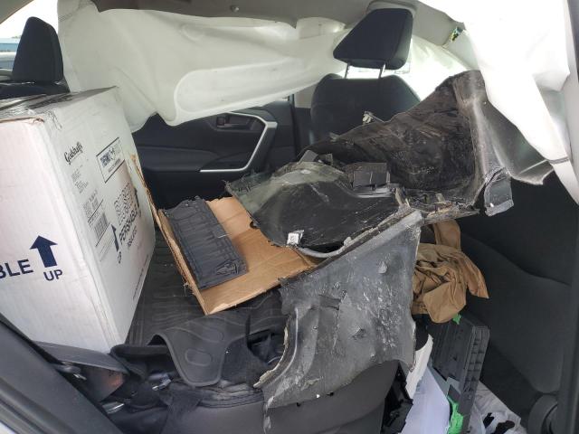 2T3H1RFVXSC325133 - 2025 TOYOTA RAV4 LE 银色 照片 11