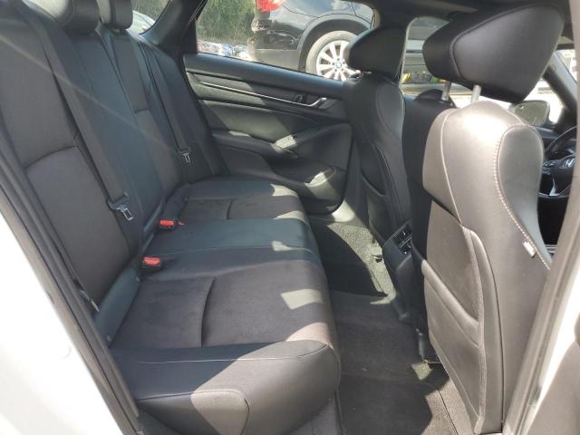 1HGCV2F37KA004749 - 2019 HONDA ACCORD SPORT WHITE photo 10