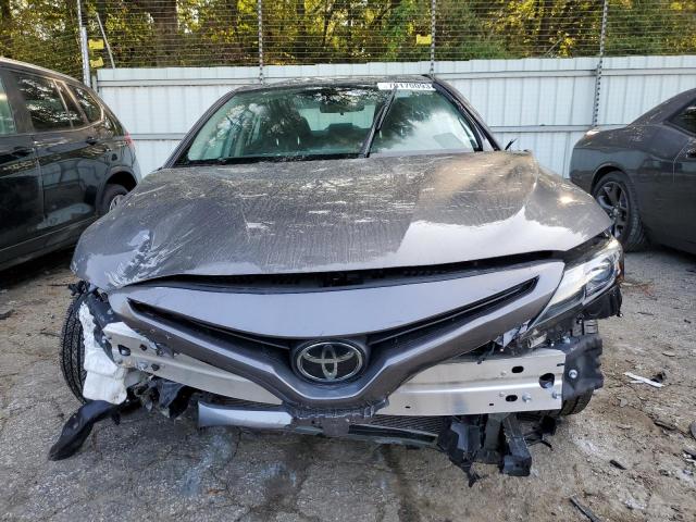 4T1G11AK7PU740905 - 2023 TOYOTA CAMRY SE NIGHT SHADE CHARCOAL photo 5