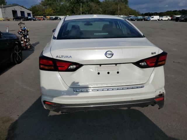 1N4BL4CVXLC240583 - 2020 NISSAN ALTIMA SR WHITE photo 6