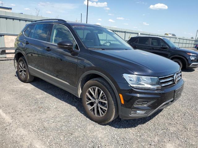 3VV2B7AX5MM107945 - 2021 VOLKSWAGEN TIGUAN SE 黑色 照片 4