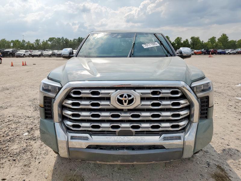 5TFMC5DB2SX089016 - 2025 TOYOTA TUNDRA CREWMAX PLATINUM ნაცრისფერი ფოტო 5
