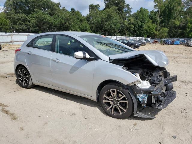 KMHD35LH8GU303047 - 2016 HYUNDAI ELANTRA GT SILVER photo 4