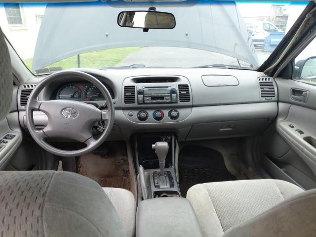 4T1BE32K44U307319 - 2004 TOYOTA CAMRY LE BLACK photo 9